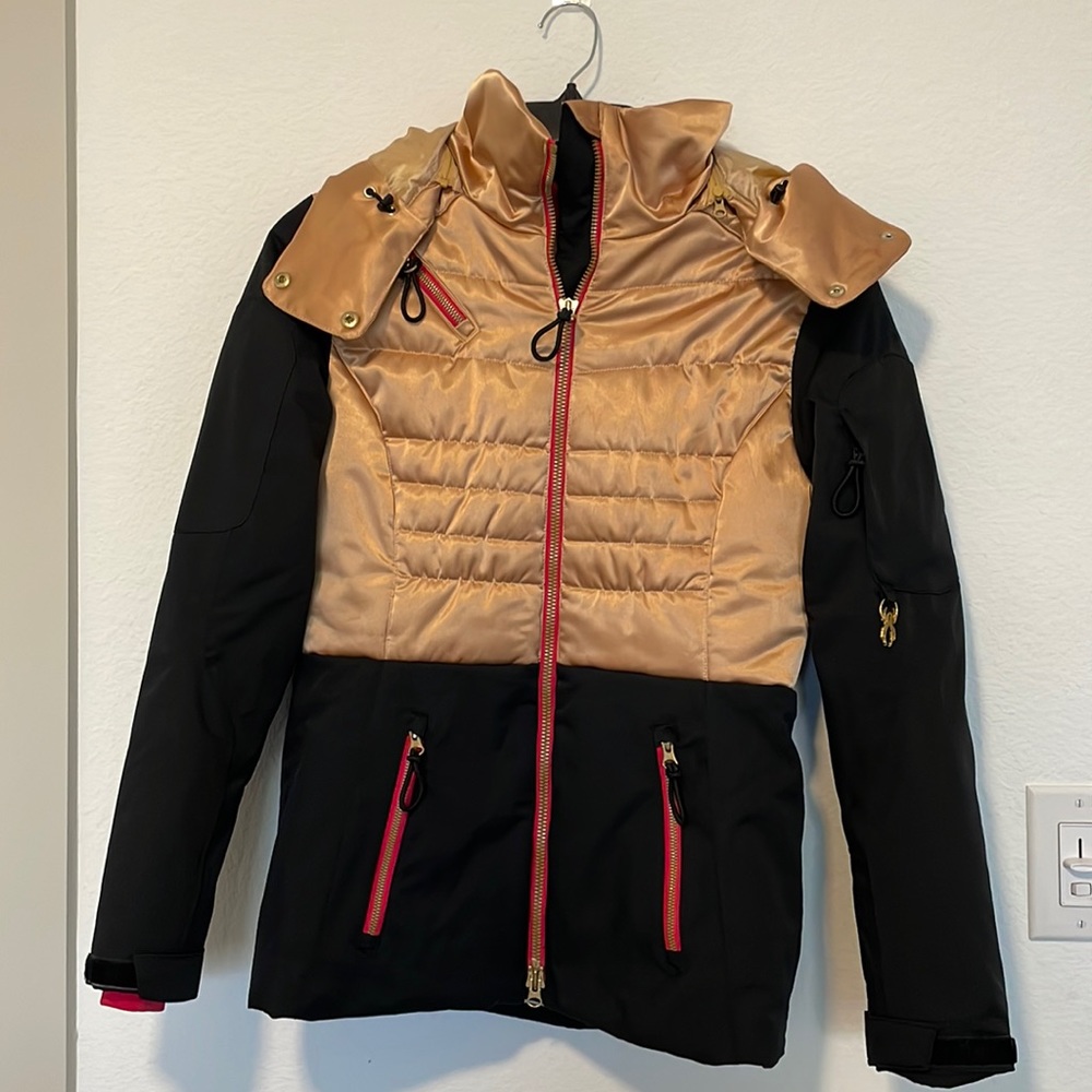 Clean & Cozy Spyder Moxie Womens Ski Jacket | Great condition!